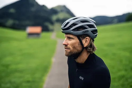 Casco Abus Airbreaker Bicicleta Liviano Ventilado - Muvin