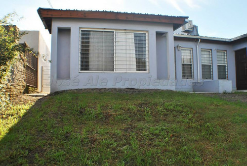 Imagen 11 de 11 de En Venta Casa De Dos Dormitorios Colonia Del Sacramento