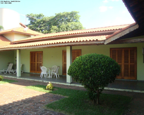 Imagem 10 de 21 de At 5.000m²,ac 560m²- Recanto Das Flores-03 Dorm.,sendo 01 Suíte Com Closet E Ar-condicionado,02 Com Armários,wc Social,sala Com 88m² Compondo 03 Ambie - Ch01467 - 2103706