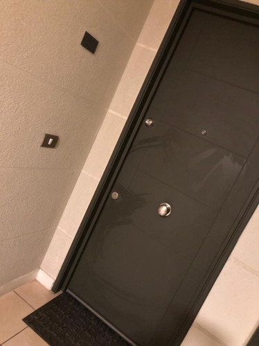 ¡se Arrienda Departamento En Macul! Piso 10, Orientación