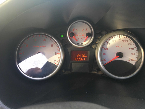 Peugeot 207 2015 1.4 Allure 75cv