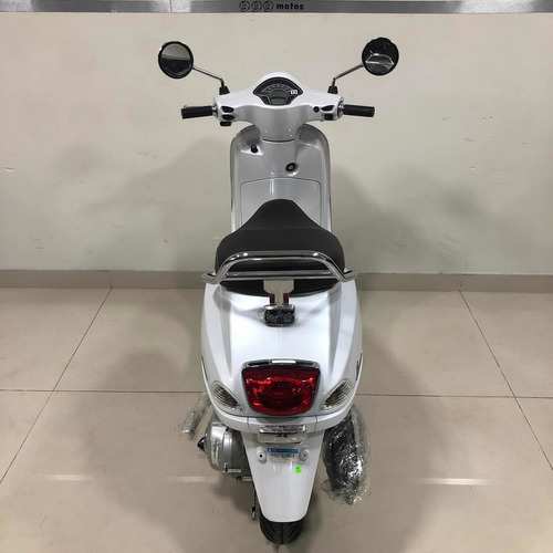 Imagen 5 de 15 de Piaggio Vespa Vxl 150 0km Retro Automático Scooter 999 Motos