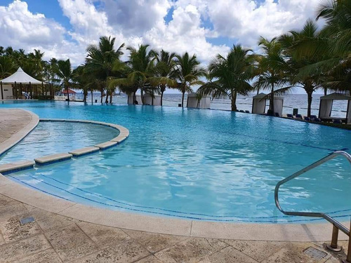 ¿quieres Refrescarte Y Vacacionar En El Mejor Lugar Frente A