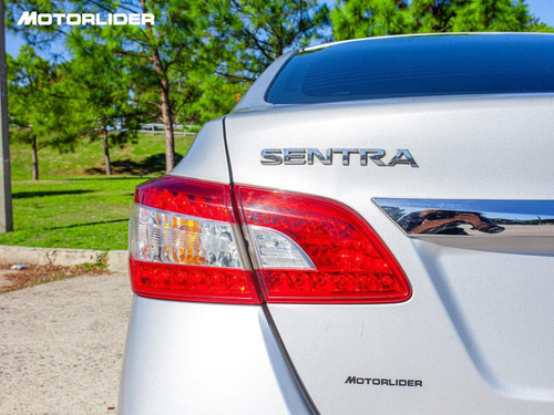 Imagen 22 de 25 de Nissan Sentra 1.8 Exclusive Cvt | Permuta / Financia