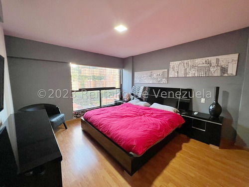 Imagen 9 de 12 de Townhouse En Venta En La Tahona