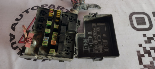 Caja Fusibles Y Relevadores Stratus Cirrus 2.4t 02/06 Oem (Usado)