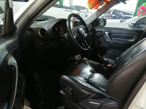Imagen 4 de 4 de Toyota Rav-4 Limited