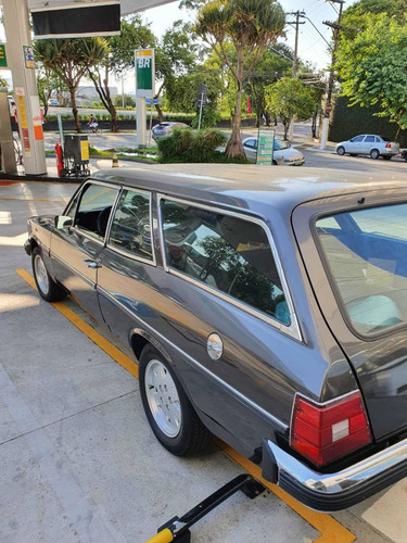 Chevrolet Caravam