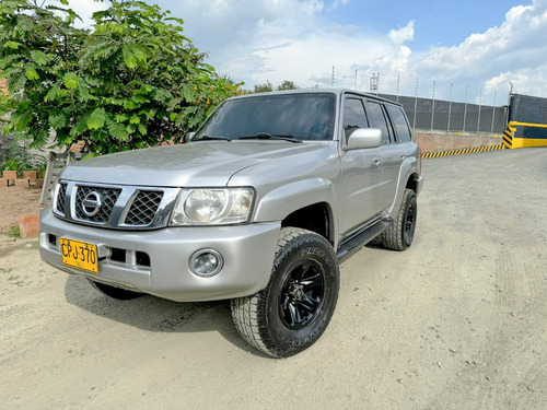 Nissan Patrol 4.8 Y61 Grx