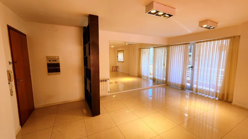 Imagen 7 de 27 de Nueva Córdoba- Alquiler-con Terraza Propia- Semipiso 3 Dorm- De Categoría- A Media Cuadra De Av. Yrigoyen