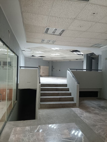 Invierte En Exito, Local Comercial En Plaza Imagen, Jardines De La Montaña