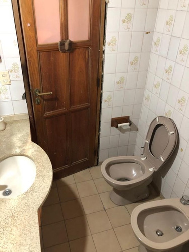 Imagen 24 de 30 de Casa En Venta De 3 Dormitorios C/ Cochera En Lomas Del Mirador