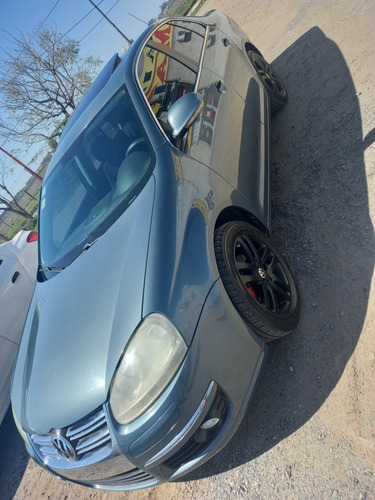 Imagen 2 de 15 de Volkswagen Vento 2009 2.5 Advance 170cv