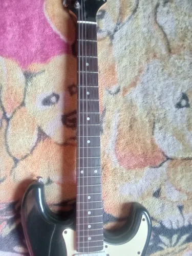 Guitarra Electrica D'andré Usada (negociable) (Usado)