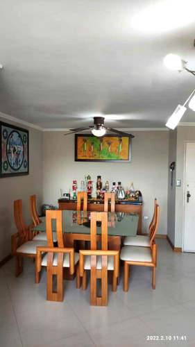 Imagen 7 de 20 de Vendo Apartamento Actualizado En Calle Cerrada De La Urbina