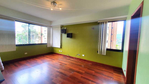 Imagen 8 de 16 de Alquilo Apartamento 140m2 3h+s/2b+s/2pe Las Mesetas 7582