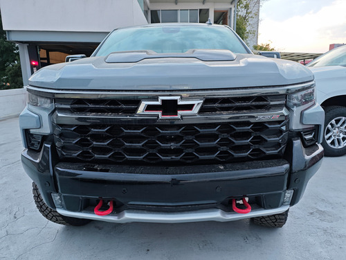 Chevrolet Cheyenne 6.2 Doble Cab Zr2 4X4 At