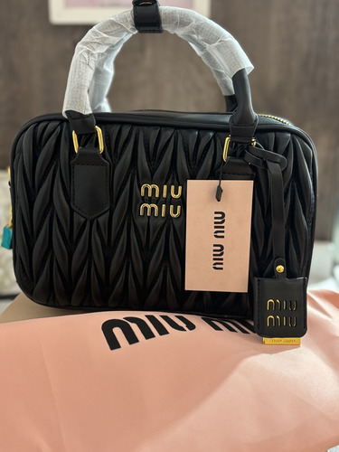 Cartera Bandolera / Bolso De Mano Miu Miu Negra Negro Textura Oro Negro