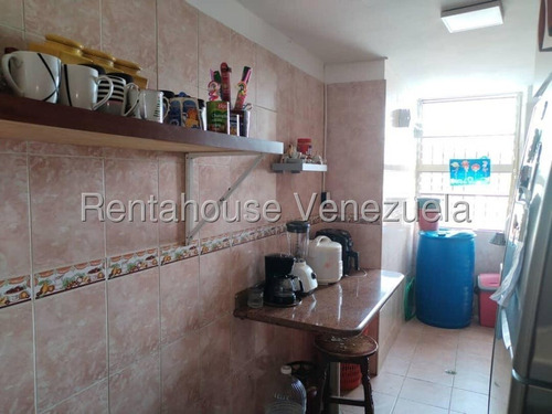 Juan Carlos González. Renta House Carabobo Vende Apto. Res. Los Pinos Urb. El Naranjal Naguanagua Mls #25-12152 Rah/jcg.
