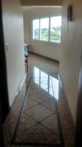 Sobrado À Venda, 5 Quartos, 5 Suítes, 5 Vagas, Condomínio Arujazinho Iii Parte - Arujá/sp - 334