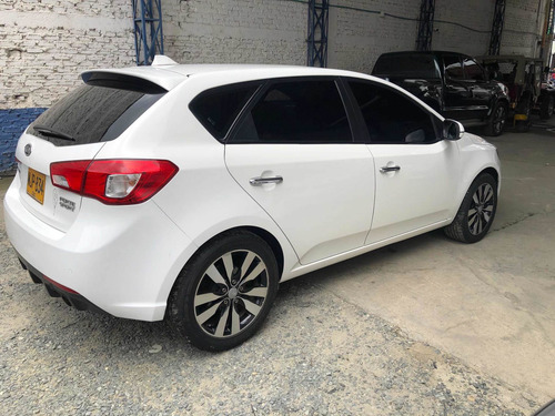 Kia Cerato Forte 2013 1.6 Hb