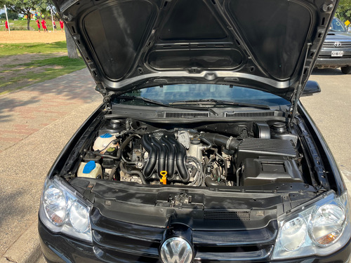 Volkswagen Golf 2.0 Highline Tiptronic