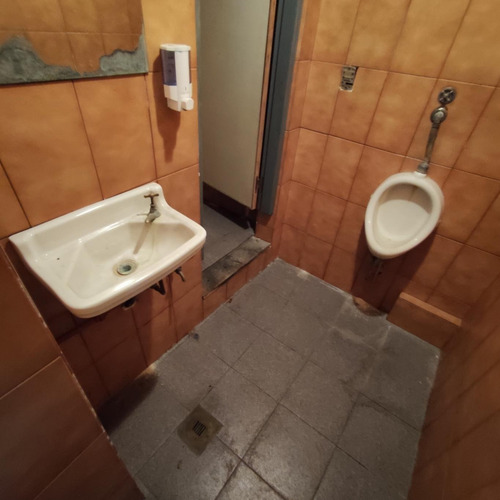 Imagen 9 de 13 de Local Comercial En Venta. Aguada