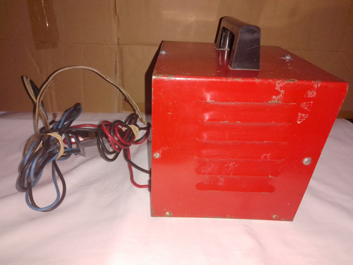 Cargador De Bateria Zicar 6-12v 15a (Usado)