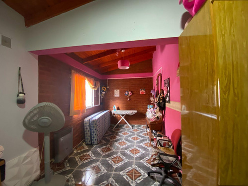 Casa En Venta 3 Dormitorios - Centenario