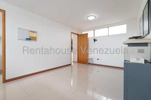 Se Alquila Casa En Lomas De La Lagunita