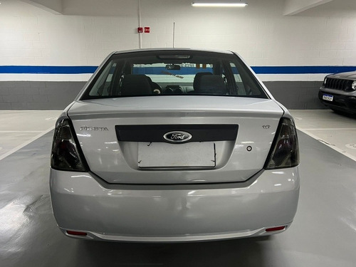 Imagem 6 de 13 de Ford Fiesta Sedan Ano 2011 1.6 Completo