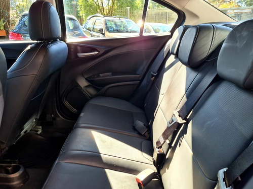 Fiat Cronos Precision 1.8 130cv At6 2020 2.700km T/usado