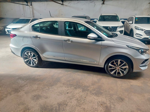 Fiat Cronos 1.8 16v Precision At6 Pack Premium