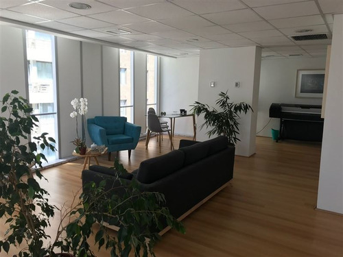 Imagen 3 de 8 de Oficina En Venta En Providencia Con 3 Estacionamientos