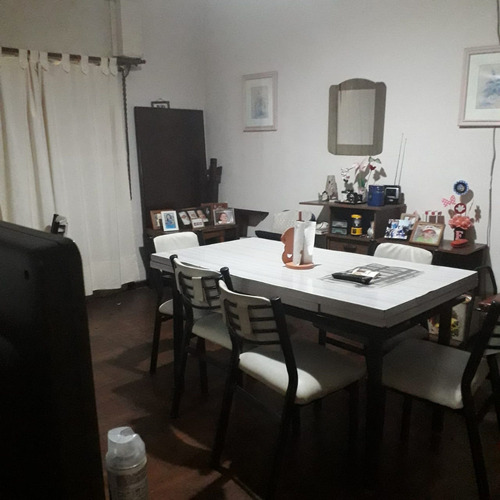 Venta De Casa De 2 Dormitorios Con Local