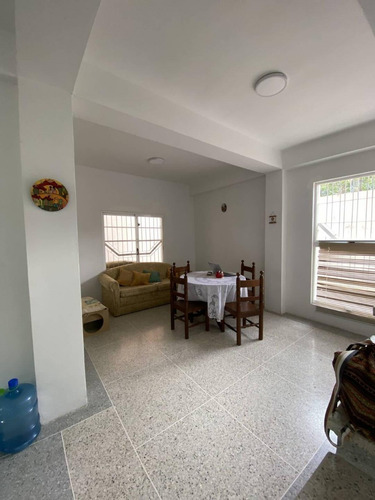 Imagen 11 de 13 de Casa En Venta En Rotafe Naguanagua Cód 12115 Lucrecia Escorcha