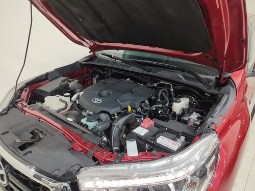 Imagen 7 de 24 de Toyota Hilux Srx 2,8 Tdi 4x2 Mt