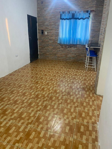 Imagen 2 de 10 de Casa En Venta En El Junquito, Urb Ibero Americano
