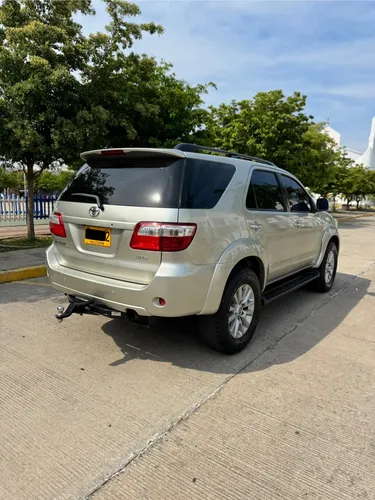 Toyota Fortuner 2.7l 4x2