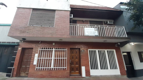 Ph De 2 Dormitorios En Venta La Plata Barrio Hipodromo