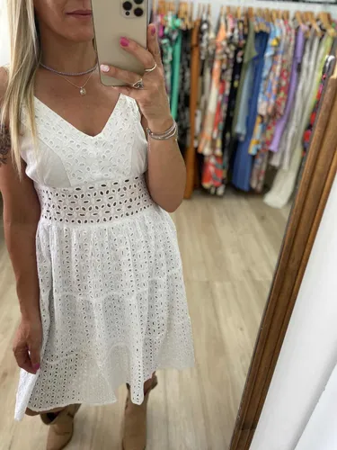 Vestidos blancos de broderie hotsell