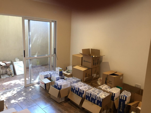 Imagen 12 de 15 de Departamento En Planta Baja 2 Amb. San Justo