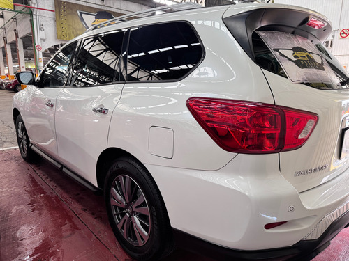 Nissan Pathfinder 3.5 Exclusive Cvt