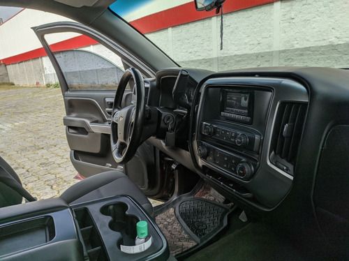 Imagen 10 de 15 de Chevrolet Silverado 1500 Doble Cabina Caja Extendida