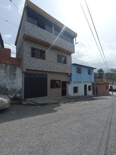 Imagen 12 de 12 de Casa En Venta En La Calle Galíndez Guatire