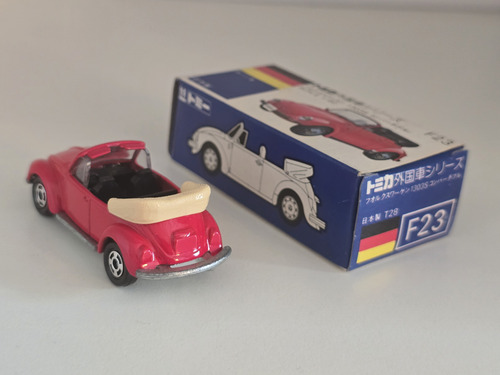 Tomica F23 Volkswagen 1303s Escarabajo Convertible Japan