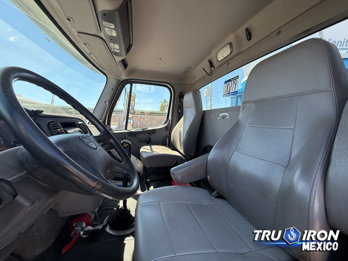 Grua Titan 2015 Freightliner Con Manitex 30100c De 30 Ton