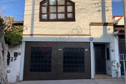 Venta Casa Nueva Con Excelentes Acabados En Candiles, El Batan 3 Recamaras Mas Depto Independiente