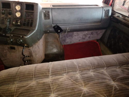 Scania 113 H 360 Ano 1997 6x2