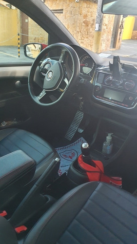 Volkswagen Up! 2019 1.0 Tsi Pepper 5p